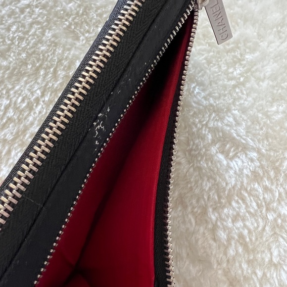 Authentic Chanel Medium Travel line wallet - Picture 3 of 7